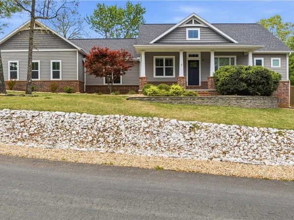 3 Harrington Ln, Bella Vista, AR 72714