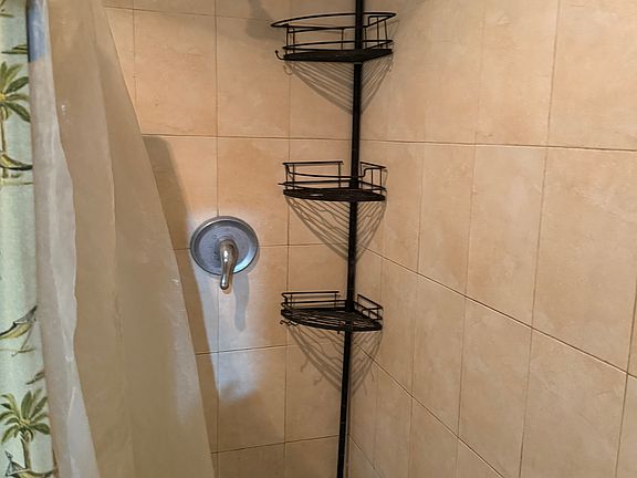 3rd image of 3325 Frow Ave Unit B