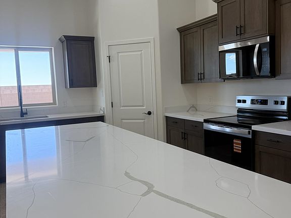 3rd image of 12518 E 50th Ln