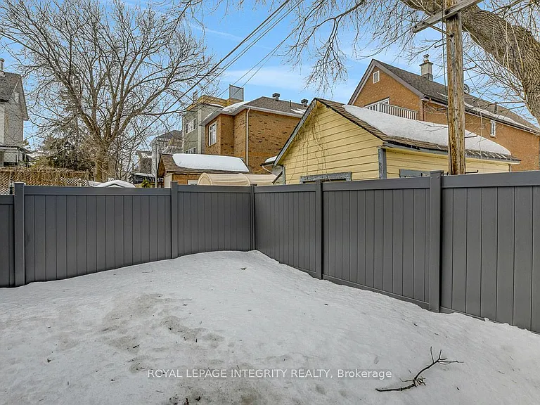 35 Ella St #C — Photo 14