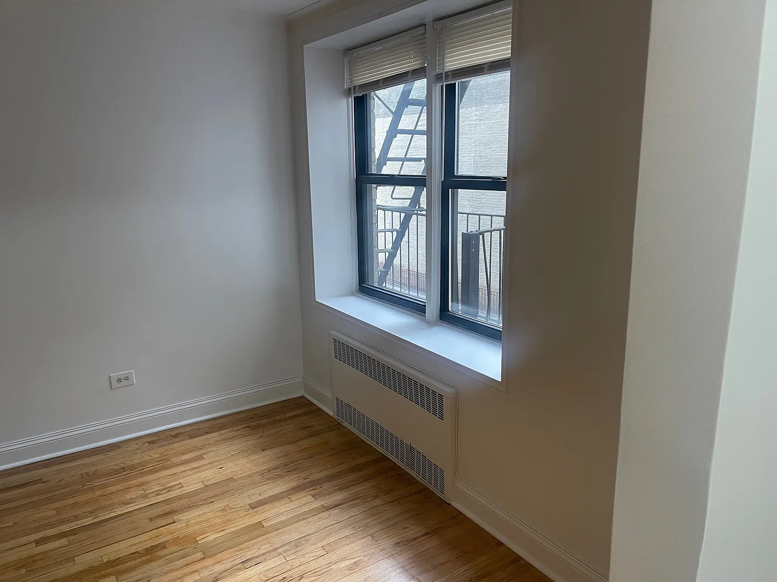 626 East 35th Street — Photo 2