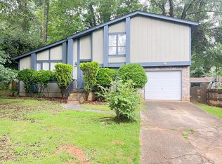 9028 Raven Dr, Jonesboro, GA 30238