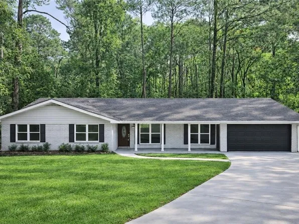 110 Iris Cir, Pineville, LA 71360