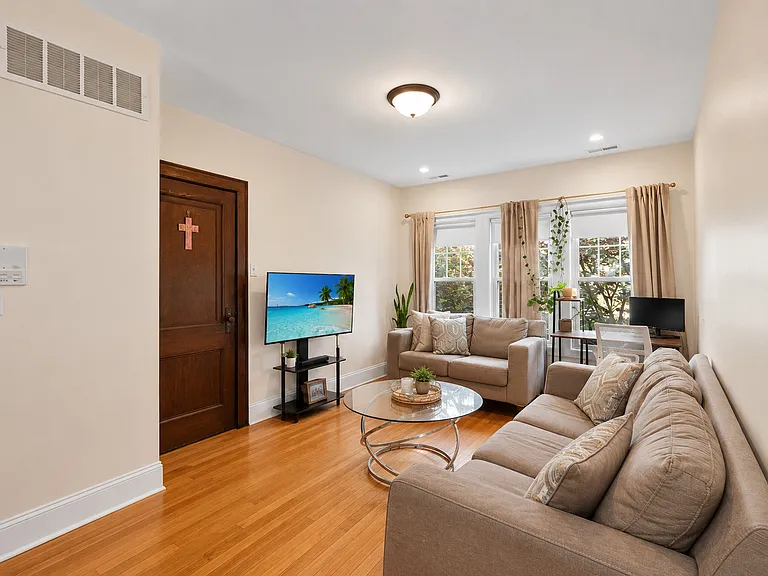 3256 N Linder Ave #2C — Photo 4