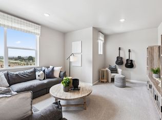 3445 Ballinger Cir, Mead, CO 80542