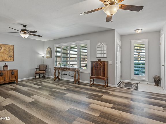 3rd image of 12523 W LIMEWOOD Drive W
