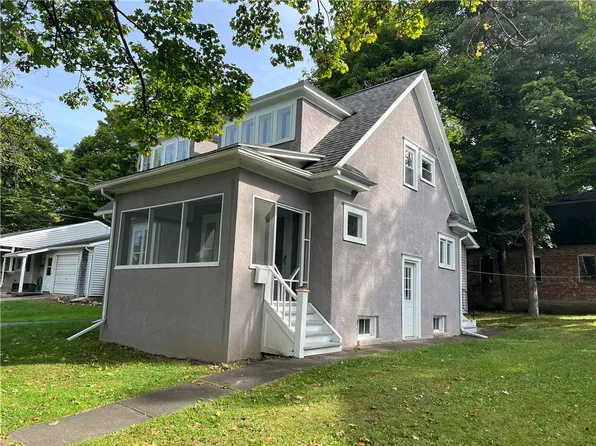 151 Stark Ave, Penn Yan, NY 14527