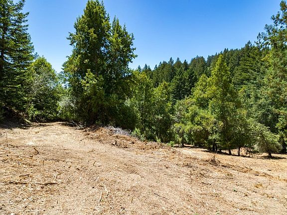 5th image of 00 Glenwood Dr