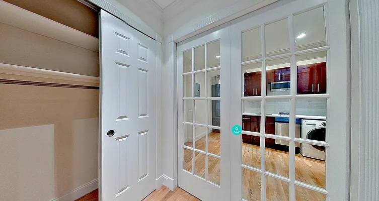 Rented by REAL New York | media 14