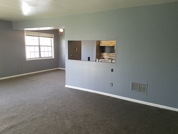 3rd image of 4604 London Dr