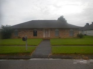 1882 Faustine Ct, Lutcher, LA 70071