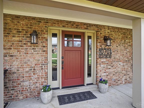 4th image of 10701 Old Pond Dr