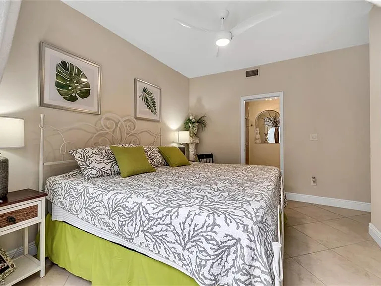 3310 Europa Dr #33 — Photo 21