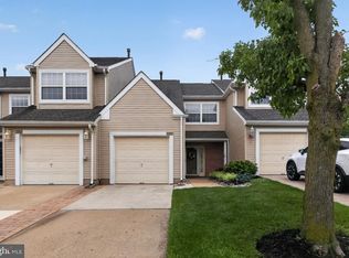 2103 Doral Dr, Blackwood, NJ 08012