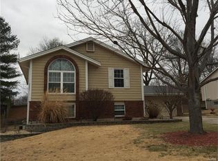 2929 Westerland Ct, Saint Charles, MO