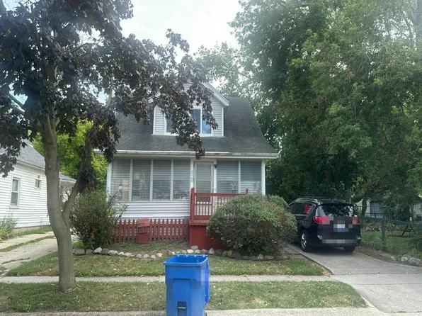 8268 Dodge Ave, Warren, MI 48089