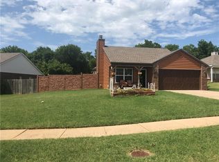 1113 Shadowlake Rd, Norman, OK 73071
