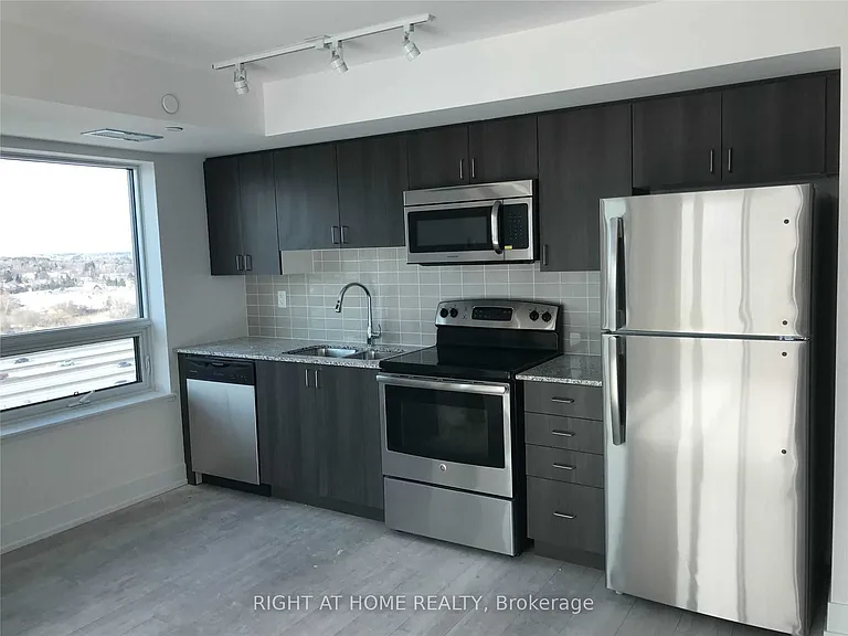 1215 Bayly St #1009 — Photo 2