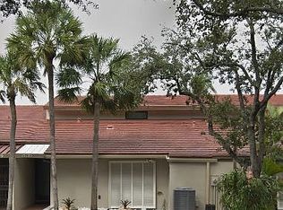 15185 Montrose Rd, Miami Lakes, FL 33016