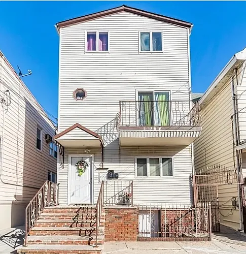 95 Stone St #1 Photo 1