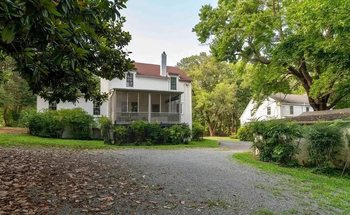 3 bed, 2050 sqft, $4,500 — Photo 3