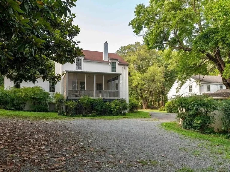 Private parking behind house