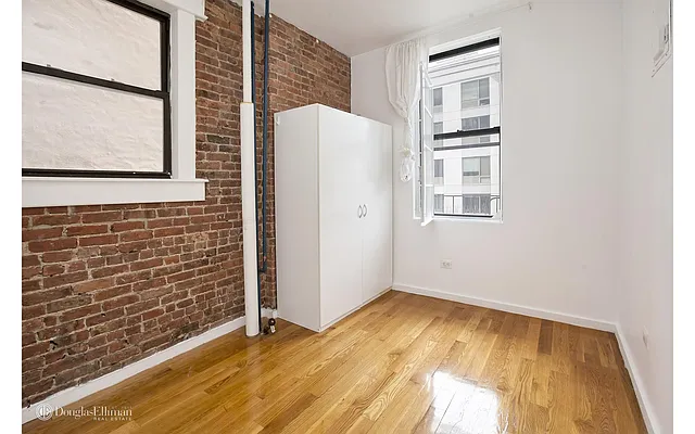 Rented by Douglas Elliman | media 2