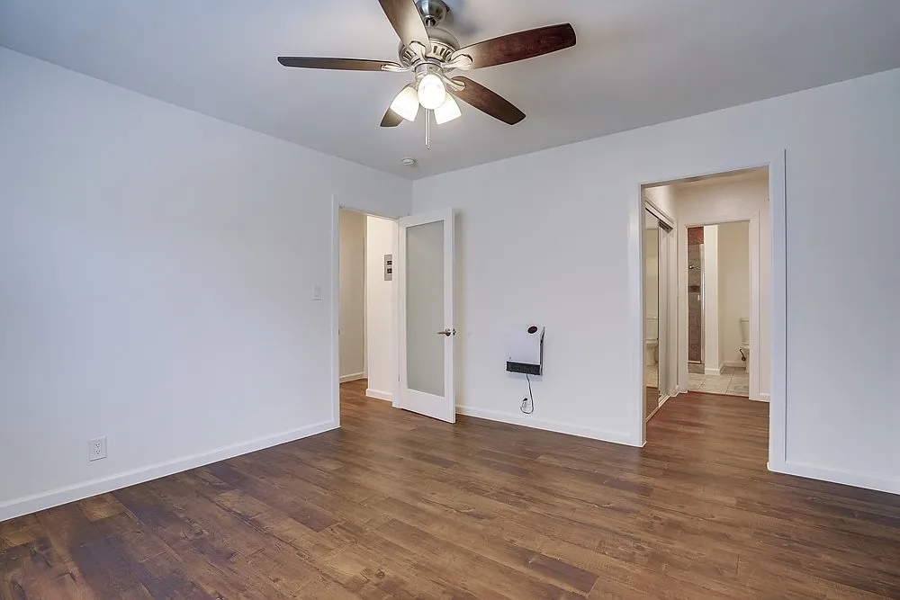 4024 Ursula Ave — Photo 2