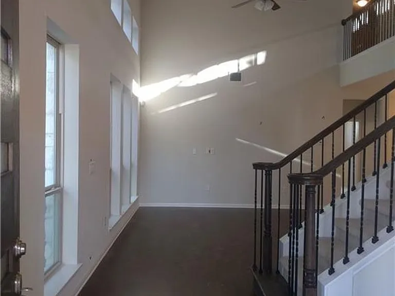3240 E Whitestone Blvd #75 — Photo 3