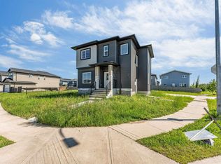 292 Fraser Way NW, Edmonton, AB T5Y0Y5
