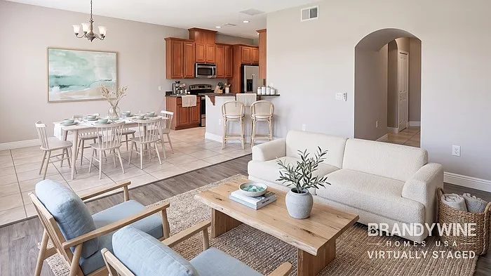 3 bed, 2.0 bath, 1922 sqft, $2,195 — Photo 3