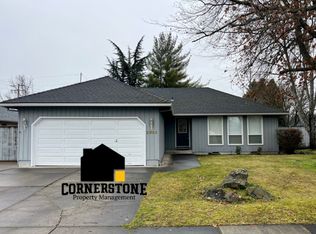 2982 Stonebrook Dr, Medford, OR
