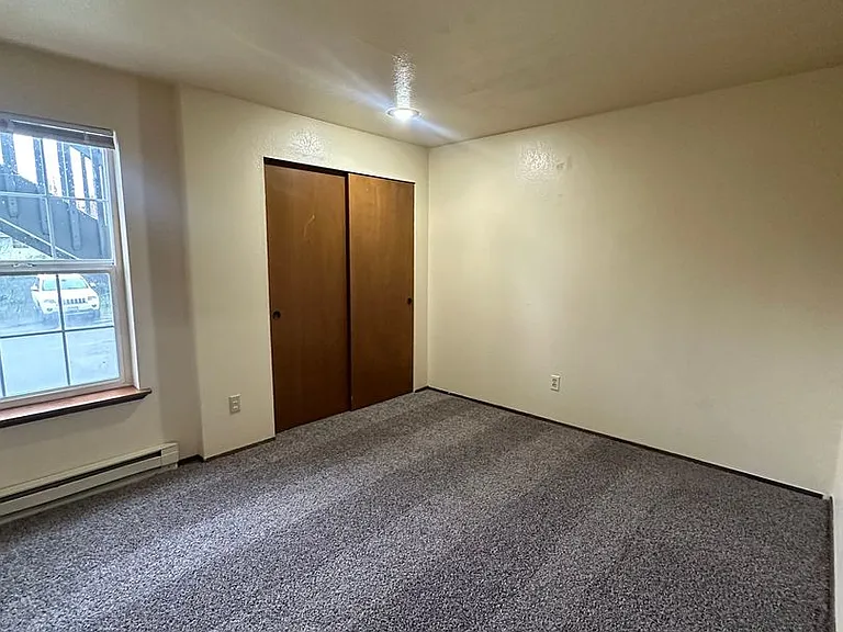 2342 Main St — Photo 9