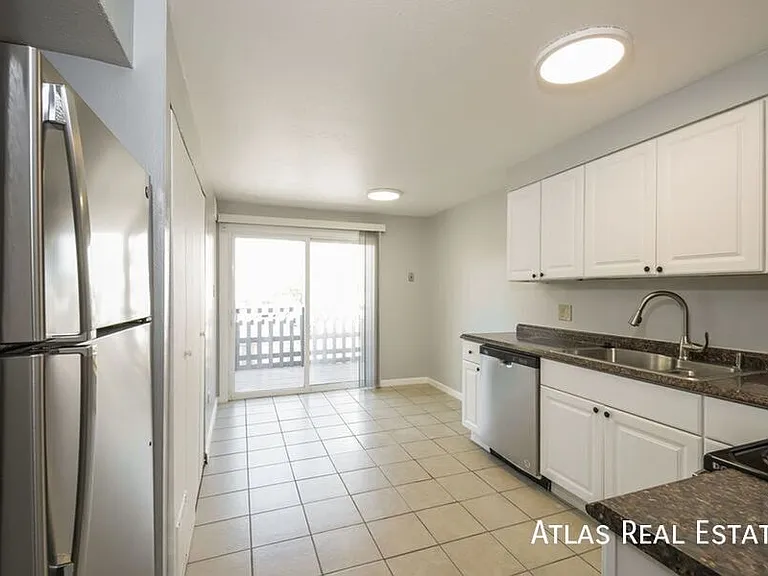 6484 W 13th Ave — Photo 17