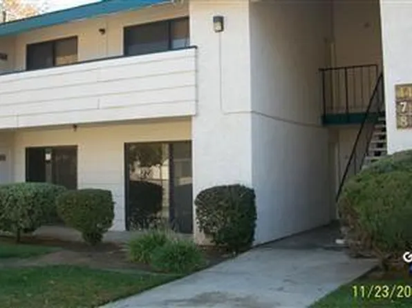 44442 15th St E APT 8, Lancaster, CA 93535