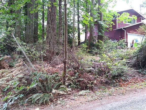 5th image of 13161 Fir Ave NW