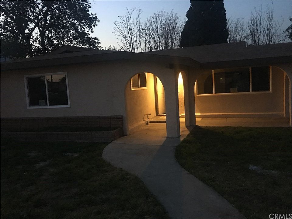 1st image of 1240 W 19th St