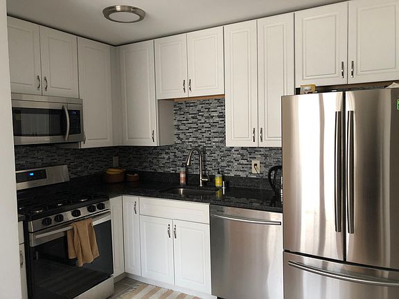 2nd image of 4236 46th Ave S APT 3