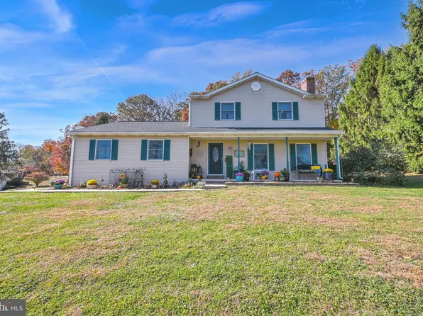 3243 Catholic Valley Rd, Glen Rock, PA 17327