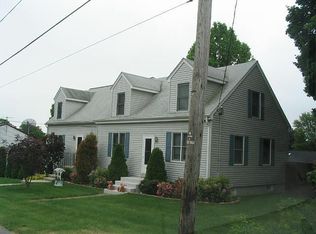 22 Timberwolf Dr, Cumberland, RI 02864