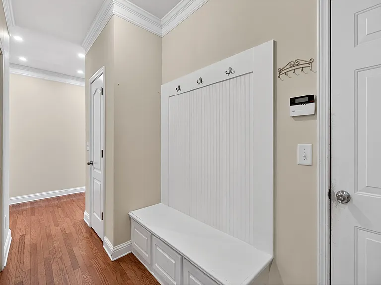 2935 Whitfield Ave — Photo 53