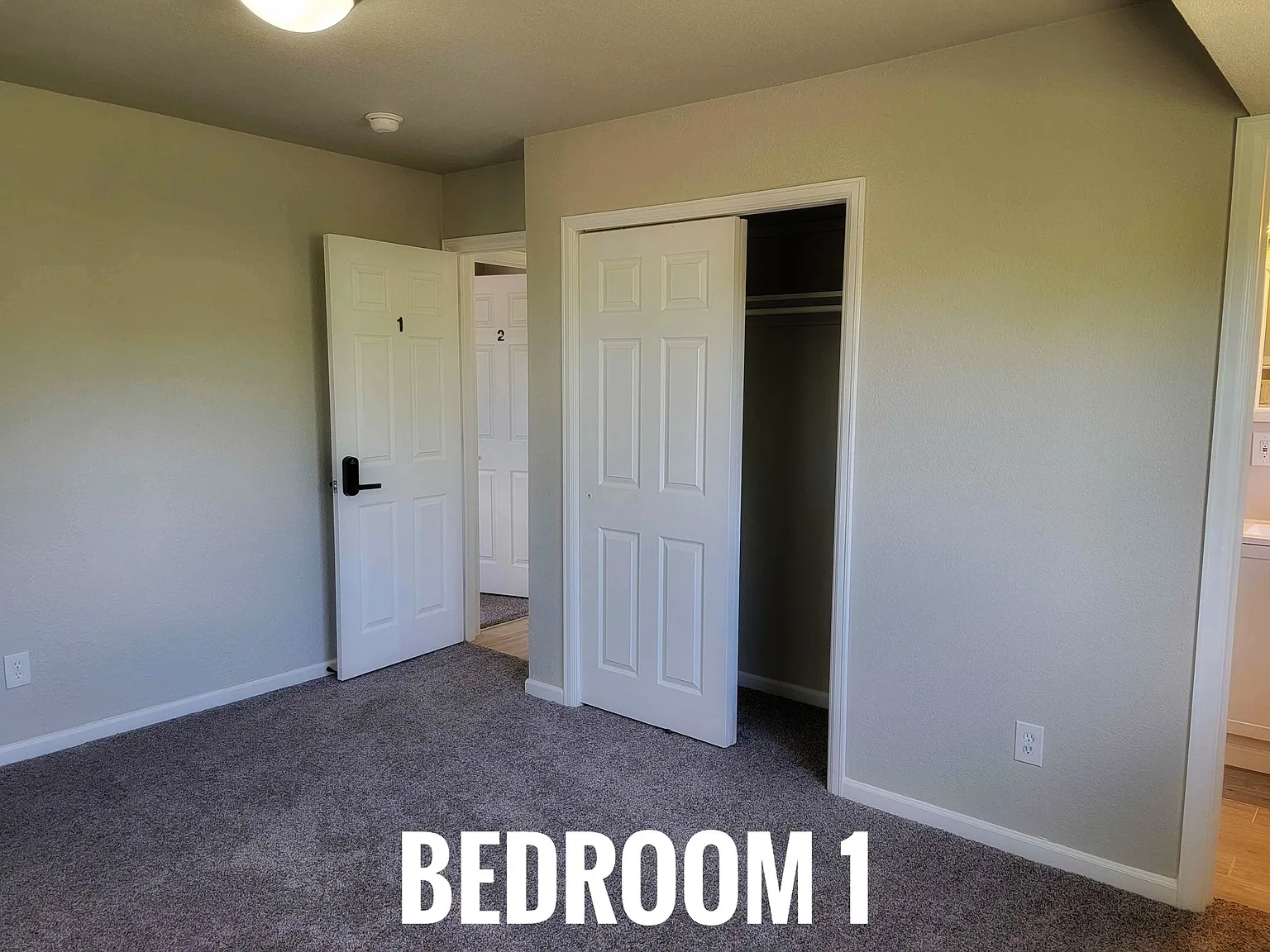 5 bed, 3.0 bath, 1904 sqft, $875 — Photo 2