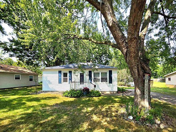2nd image of 807 Borton Ave