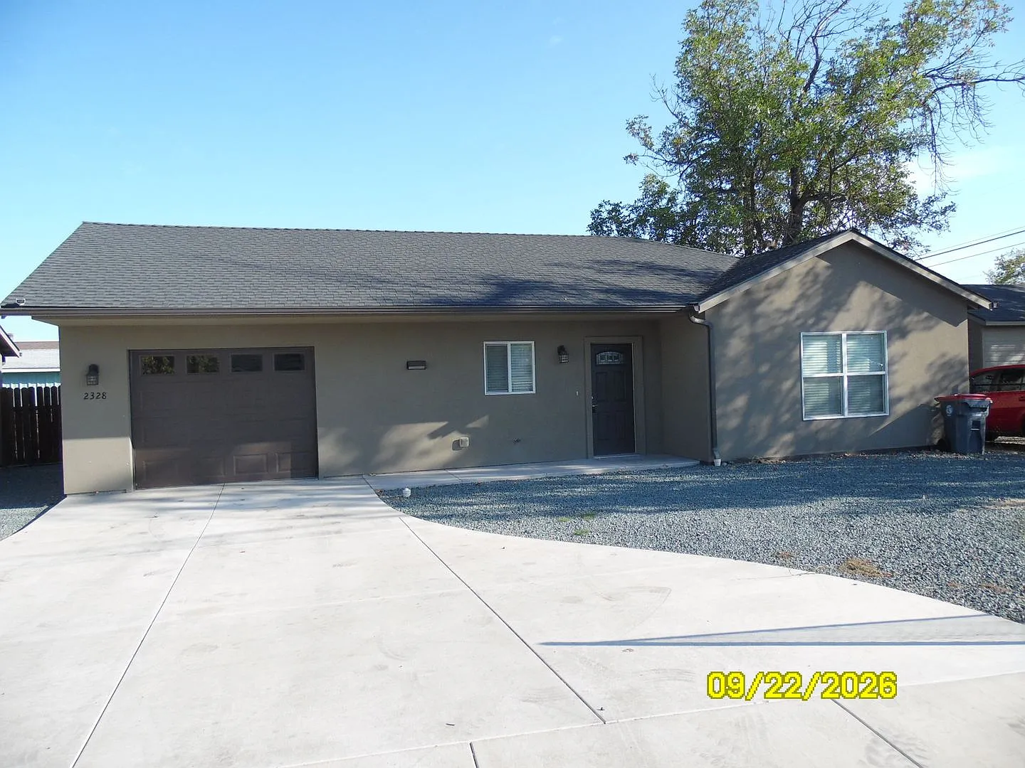Cozy and Spacious Home for Rent — Photo 1