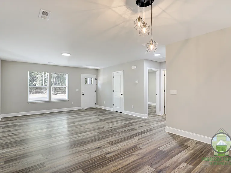 127 Lyman Lodge Rd — Photo 3