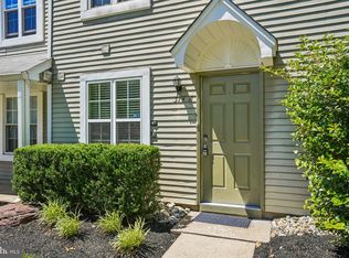 314A Mitten Ln #A, Mount Laurel, NJ 08054