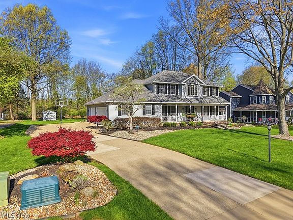2nd image of 3606 Avanti Ln