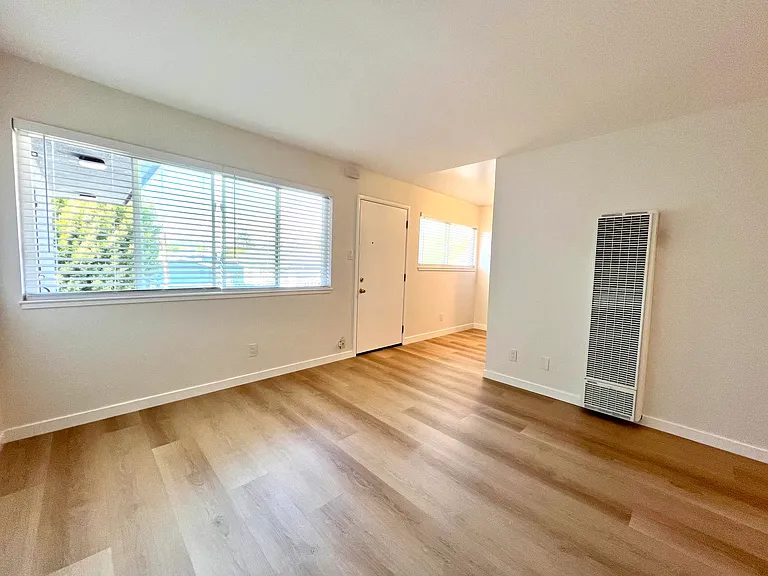1118 Delaware St #E — Photo 1