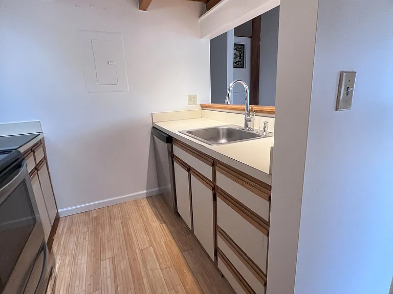 125 Main St #14 — Photo 7