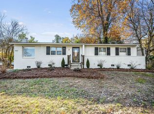 1009 Helms Pl, Raleigh, NC 27610